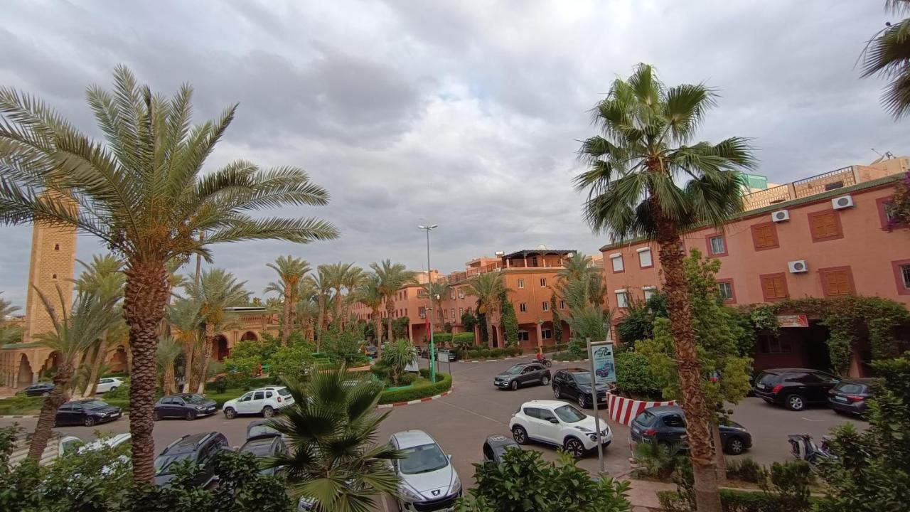 Riad A Marrakech Dans La Residence Touristique Al Qaria Assiyahia มาร์ราเกช ภายนอก รูปภาพ